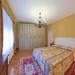 Βίλα Luxury Lakeside Retreat With Pool Near Stresa! Maggiore Romanza *