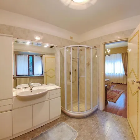 Luxury Lakeside Retreat With Pool Near Stresa! Maggiore Romanza