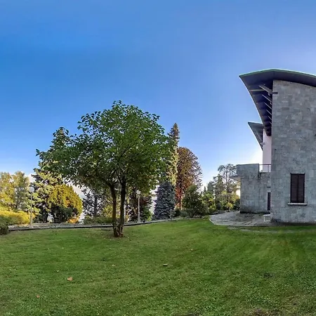 Luxury Lakeside Retreat With Pool Near Stresa! Maggiore Romanza Villa Brisino