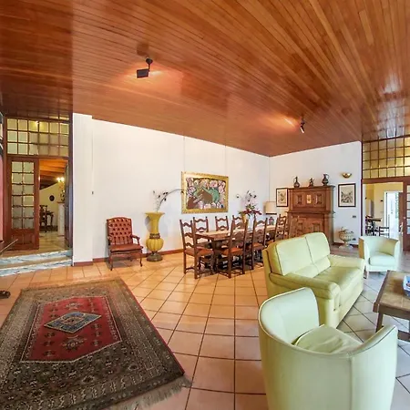 Luxury Lakeside Retreat With Pool Near Stresa! Maggiore Romanza Villa