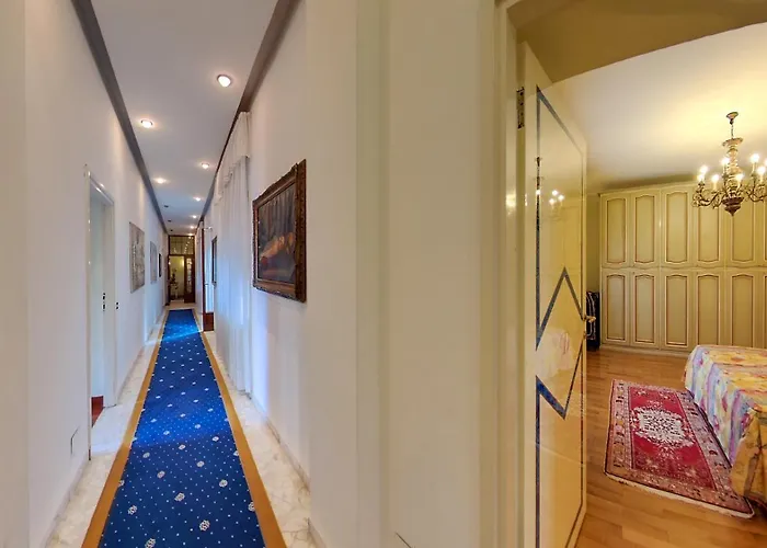 Luxury Lakeside Retreat With Pool Near Stresa! Maggiore Romanza Brisino