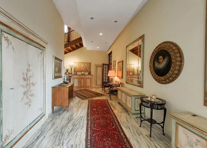 Villa Luxury Lakeside Retreat With Pool Near Stresa! Maggiore Romanza