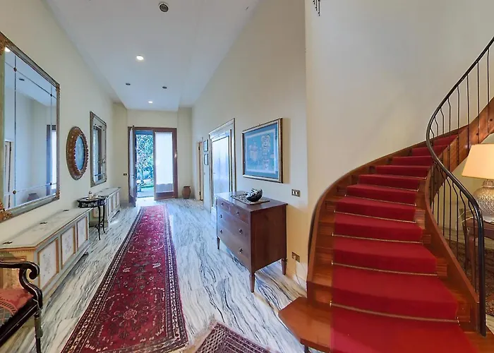 Villa Luxury Lakeside Retreat With Pool Near Stresa! Maggiore Romanza