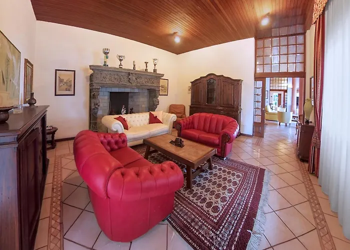 Luxury Lakeside Retreat With Pool Near Stresa! Maggiore Romanza Villa Brisino