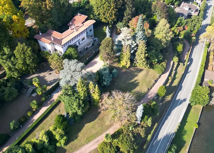Luxury Lakeside Retreat With Pool Near Stresa! Maggiore Romanza Villa *